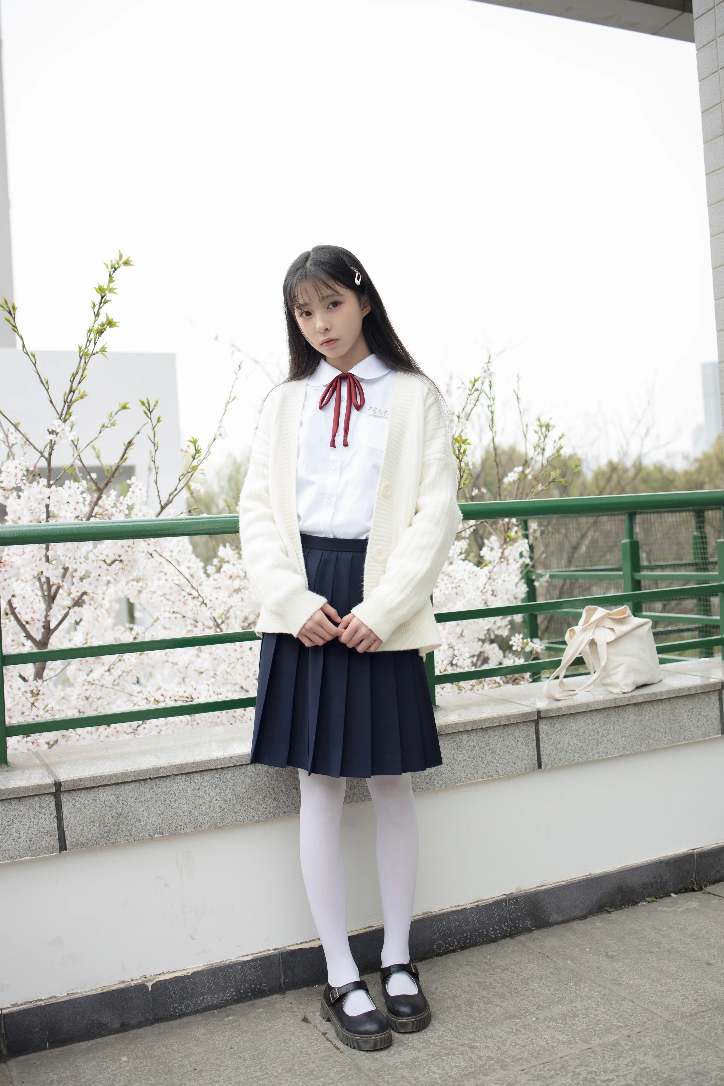 森萝财团 [JKFUN-001] 甜米 纯纯的白丝学妹 [127P 1V]插图8